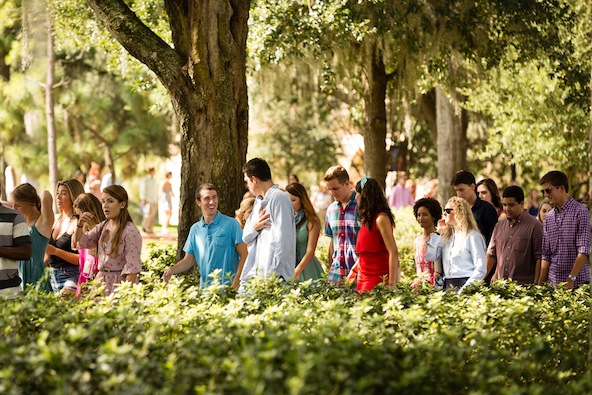 Students Walking by Mills Lawn